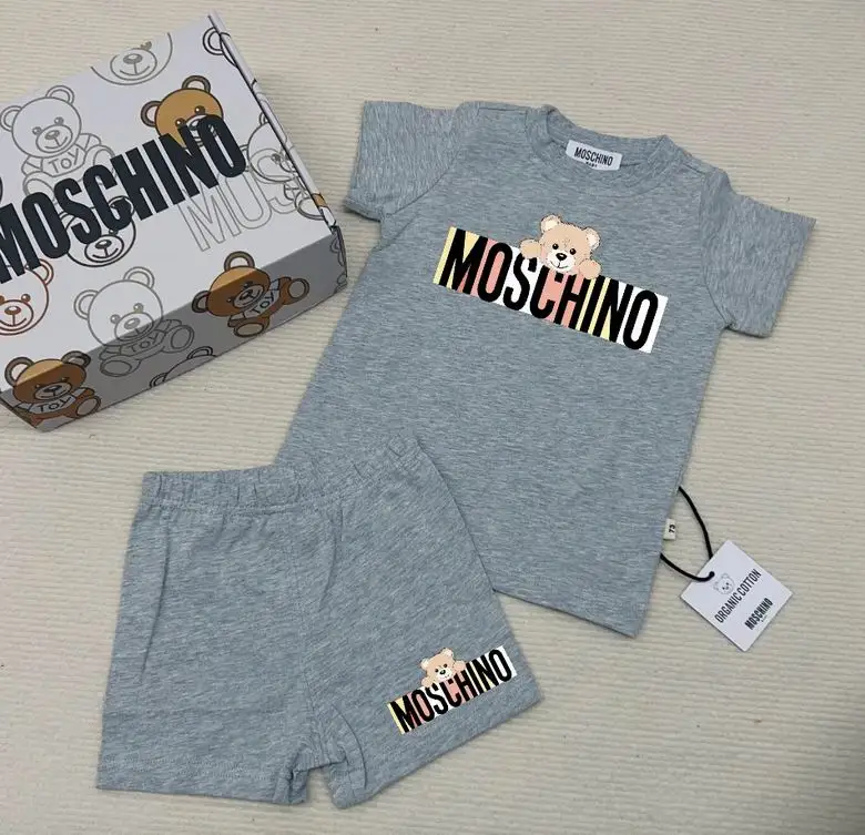 Moschino sz66 73 80 90 100 110 115
